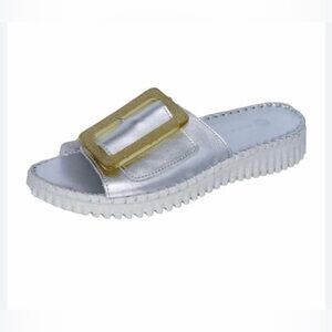 EUC Eric Michael Silver and Gold Darla Slip On Sandal - Size 37